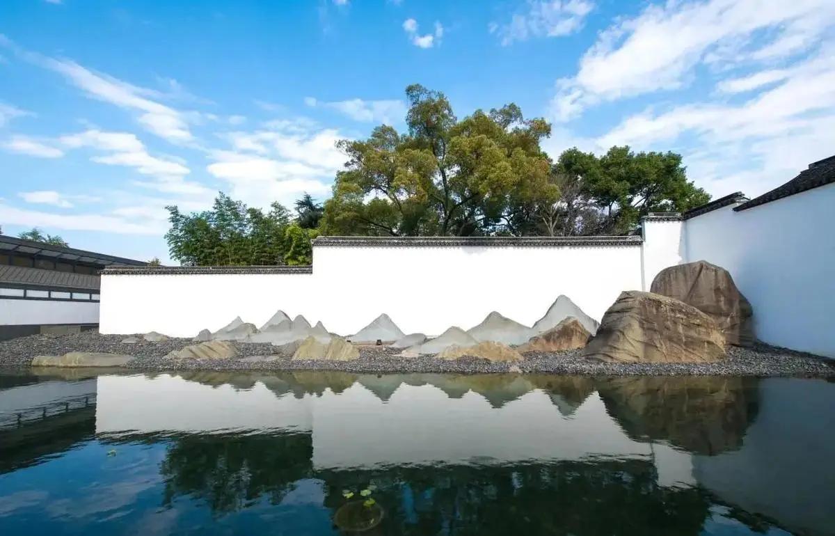 每年的今日,我都会走过一个人生节点,无需祝福,不许心愿,未期将来