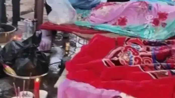 热搜配图