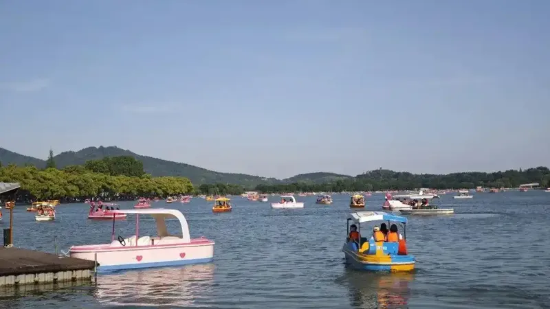 热搜配图