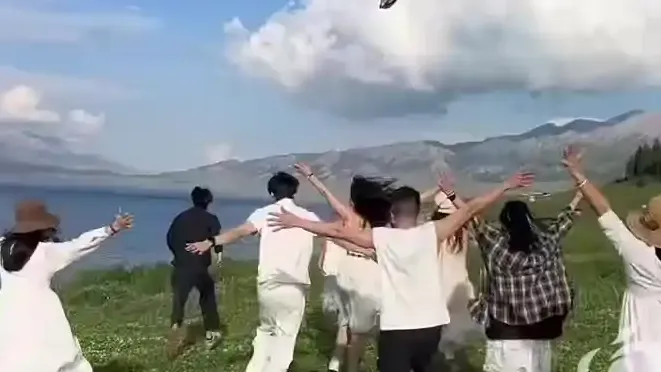 热搜配图