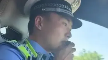 热搜配图